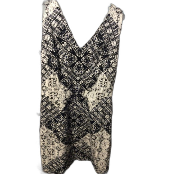 Maggy London Black White Wood Block Print Sleeveless V Neck Dress Size 8 - Picture 2 of 6